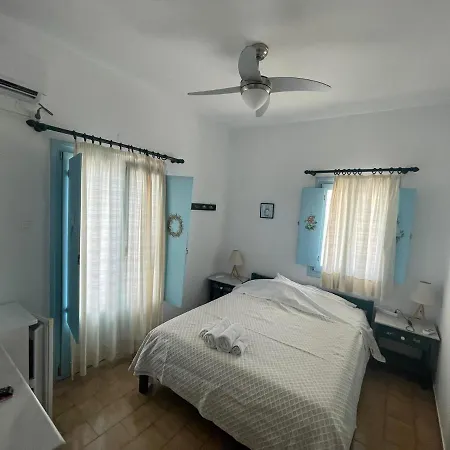 Yannis Maria Rooms Apartment